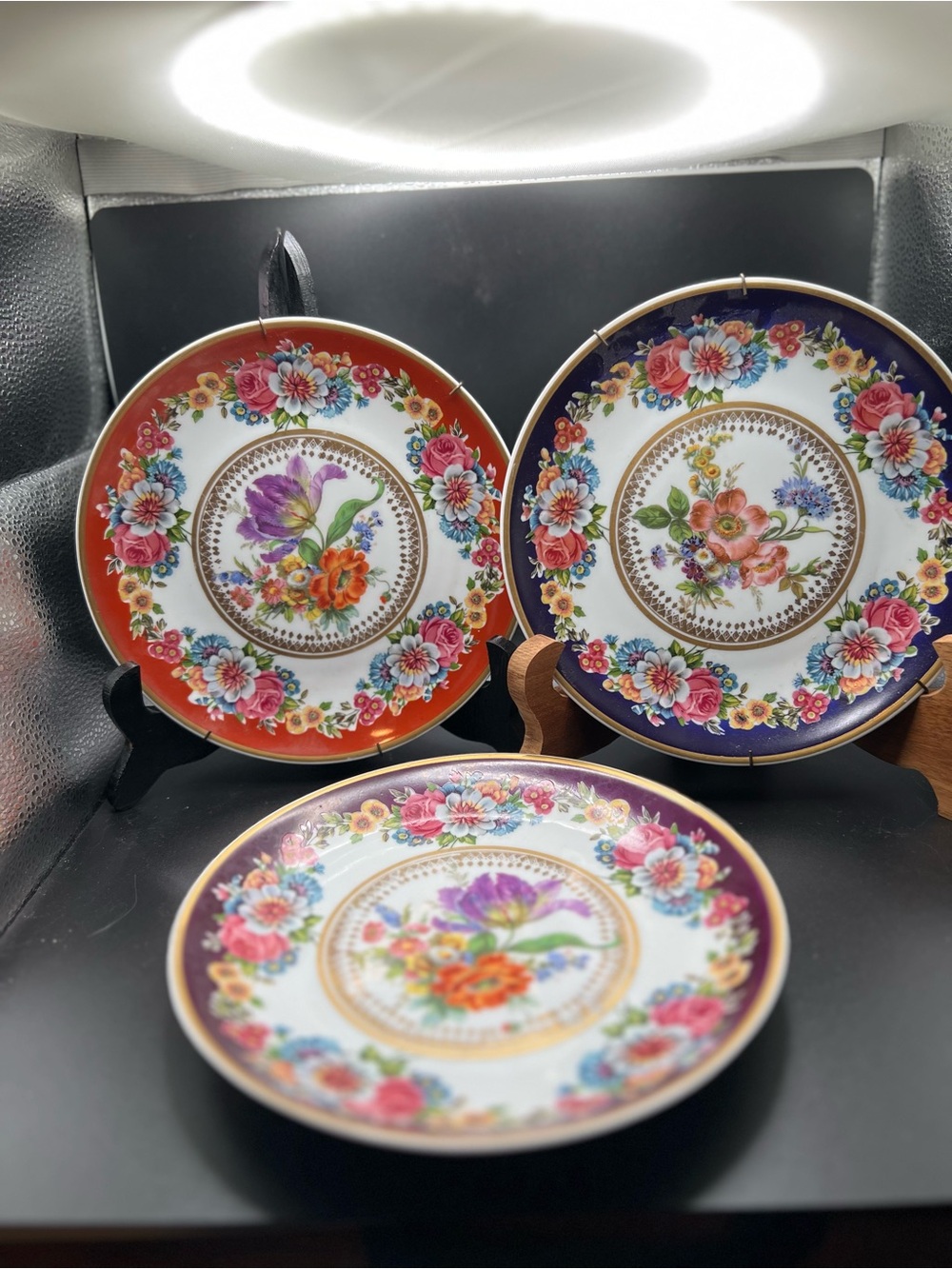 Vintage floral motif plates set of 3 Japanese origin.